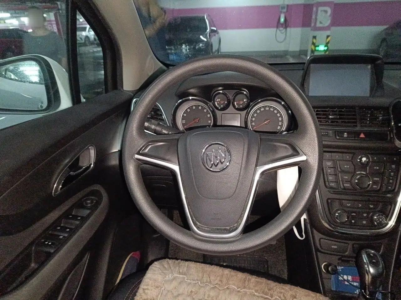 Buick Encore 2015 1.4T Automatic Two-Wheel Drive Urban Elite Version — миниатюра 11