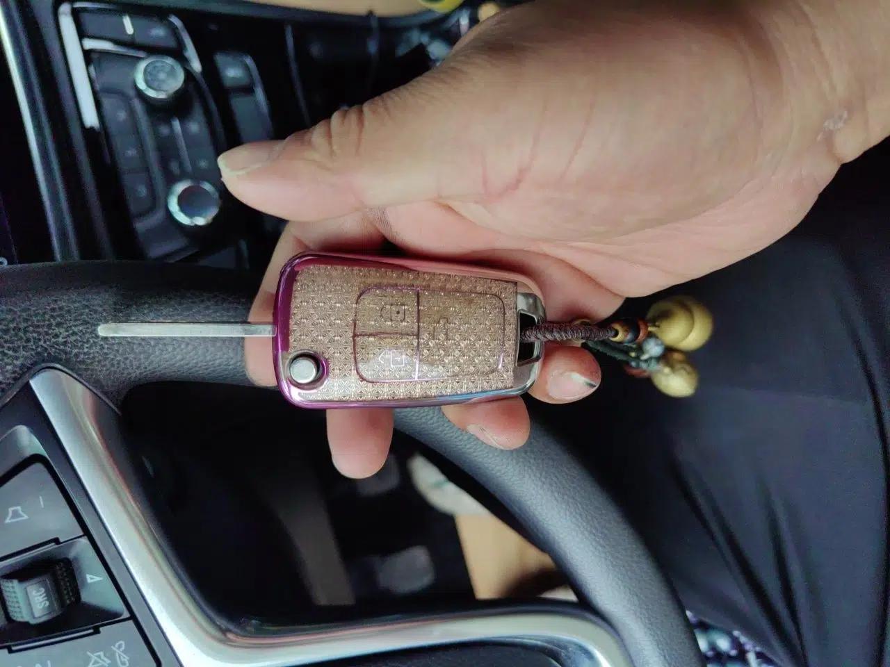 Buick Encore 2016 18T Manual Two-Wheel Drive Urban Advanced Model — миниатюра 9