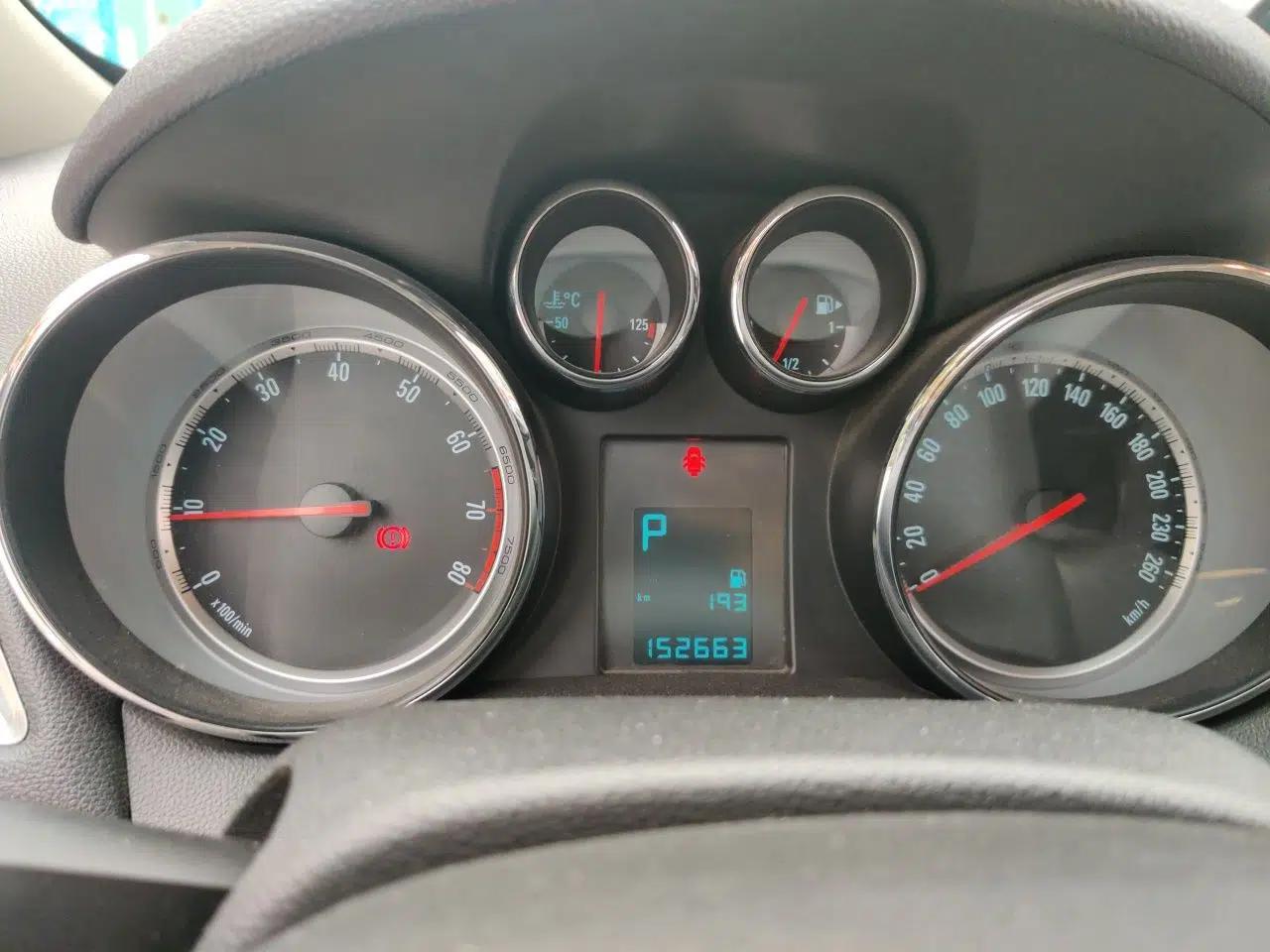 Buick Encore 2013 1.4T Automatic Two-Wheel Drive Elite Model — миниатюра 12