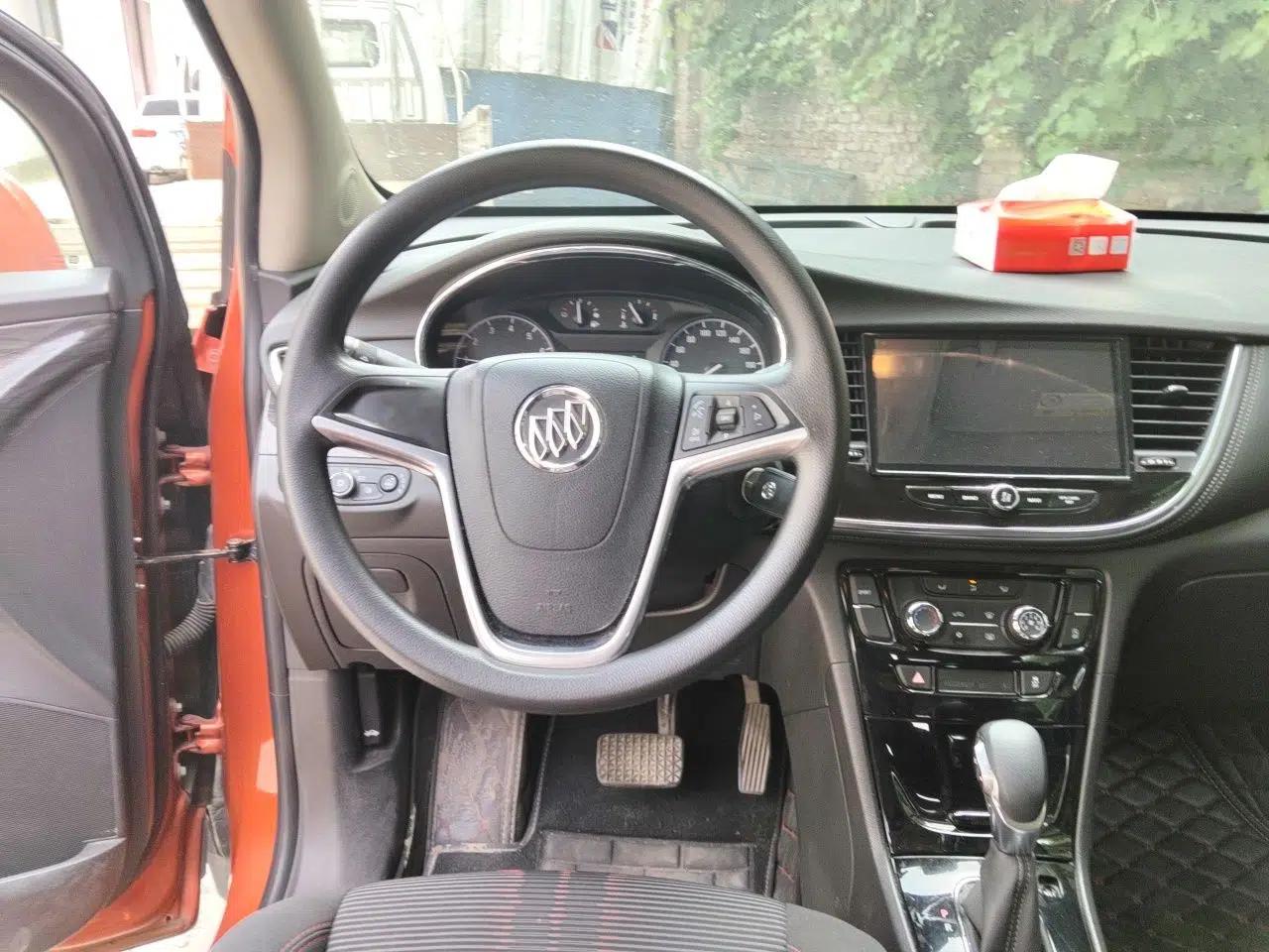 Buick Encore 2016 18T Automatic Two-Wheel Drive Urban Leading Edition — миниатюра 11