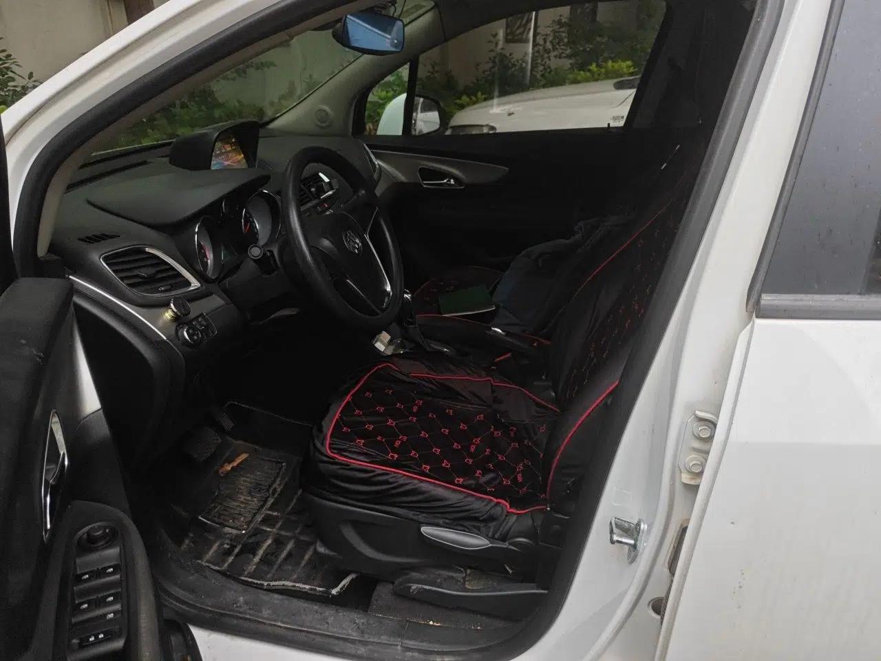 Buick Encore 2015 1.4T Automatic Two-Wheel Drive Urban Elite Version — миниатюра 16