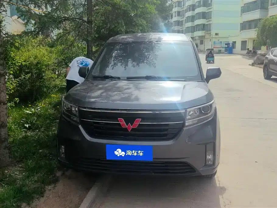 Wuling Journey 2021 1.5T Manual Deluxe Edition — миниатюра 2