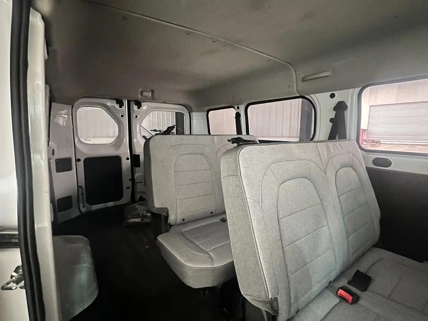 Wuling Yangguang 2024 Model 300km Comfort Bus Version 75kW — миниатюра 11