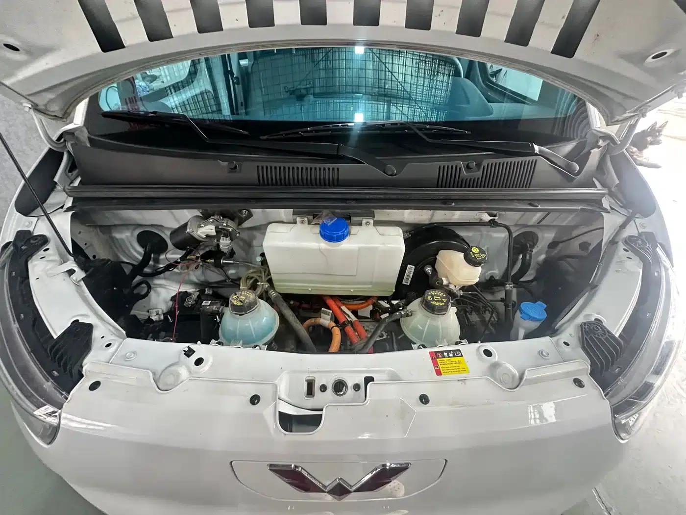 Wuling Yangguang 2024 Model 300km Comfort Bus Version 75kW — миниатюра 17