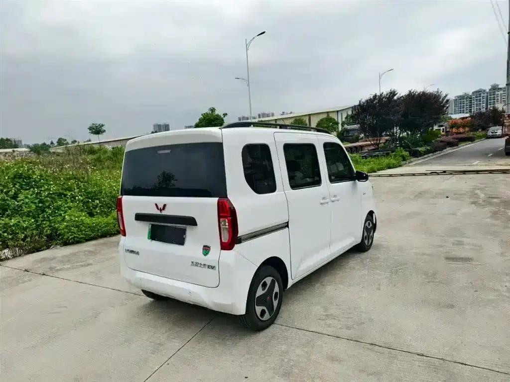 Wuling Sunshine New Energy 2025 Model 201km Standard Edition — миниатюра 4