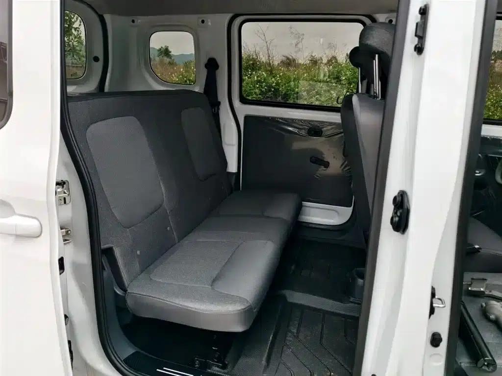 Wuling Sunshine New Energy 2025 Model 201km Standard Edition — миниатюра 7