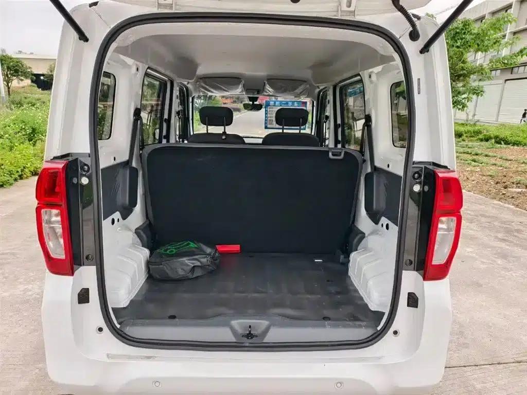 Wuling Sunshine New Energy 2025 Model 201km Standard Edition — миниатюра 8