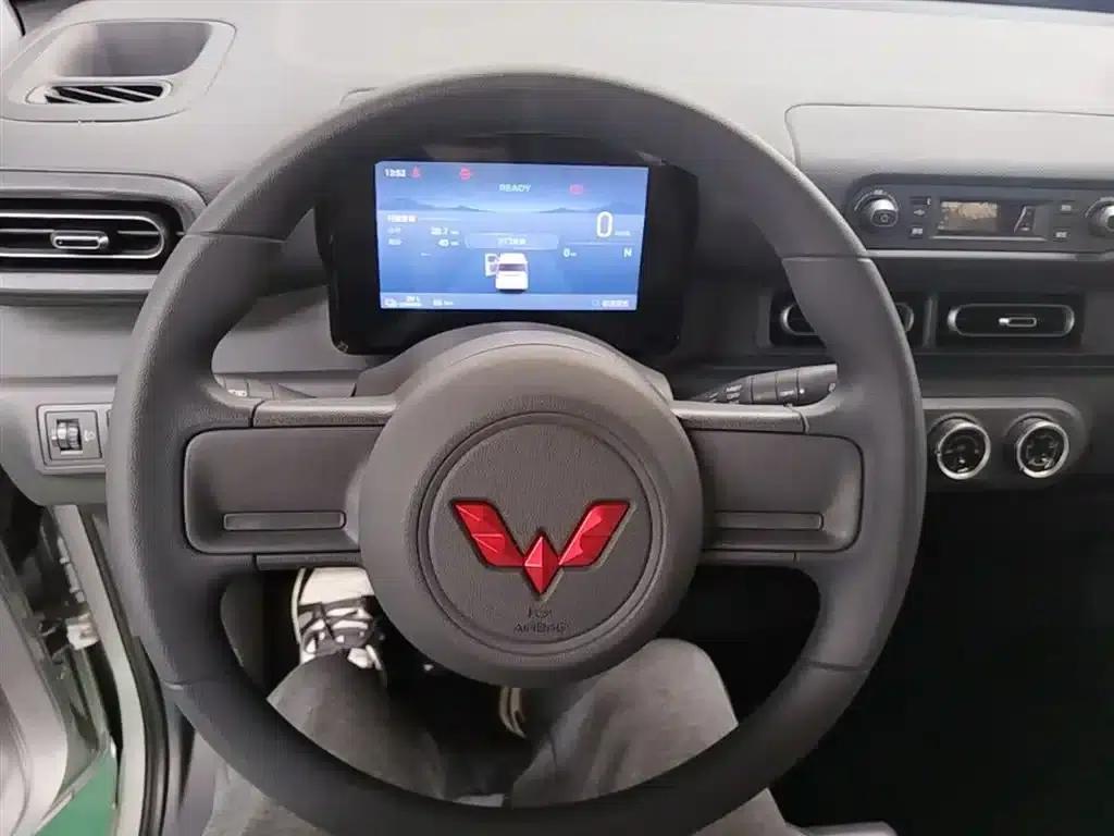 Wuling Sunshine New Energy 2025 Model 305km/h Progressive Edition — миниатюра 11