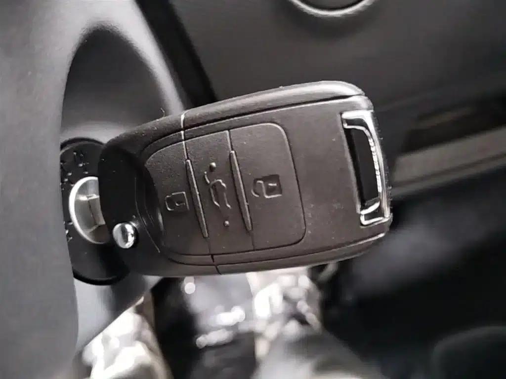 Wuling Sunshine New Energy 2025 Model 305km/h Progressive Edition — миниатюра 9