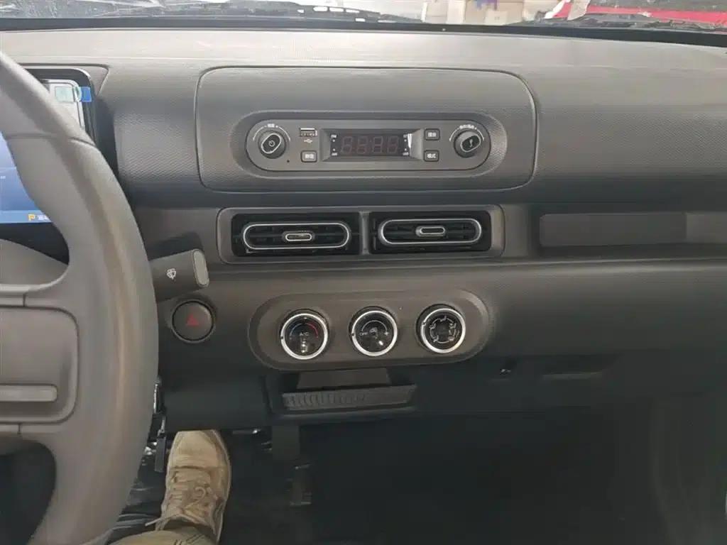 Wuling Sunshine New Energy 2025 Model 305km/h Progressive Edition — миниатюра 13