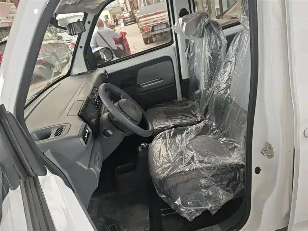 Wuling Sunshine New Energy 2025 Model 305km/h Progressive Edition — миниатюра 15