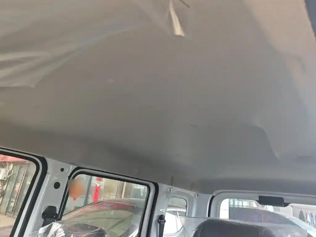 Wuling Sunshine New Energy 2025 Model 305km/h Progressive Edition — миниатюра 18