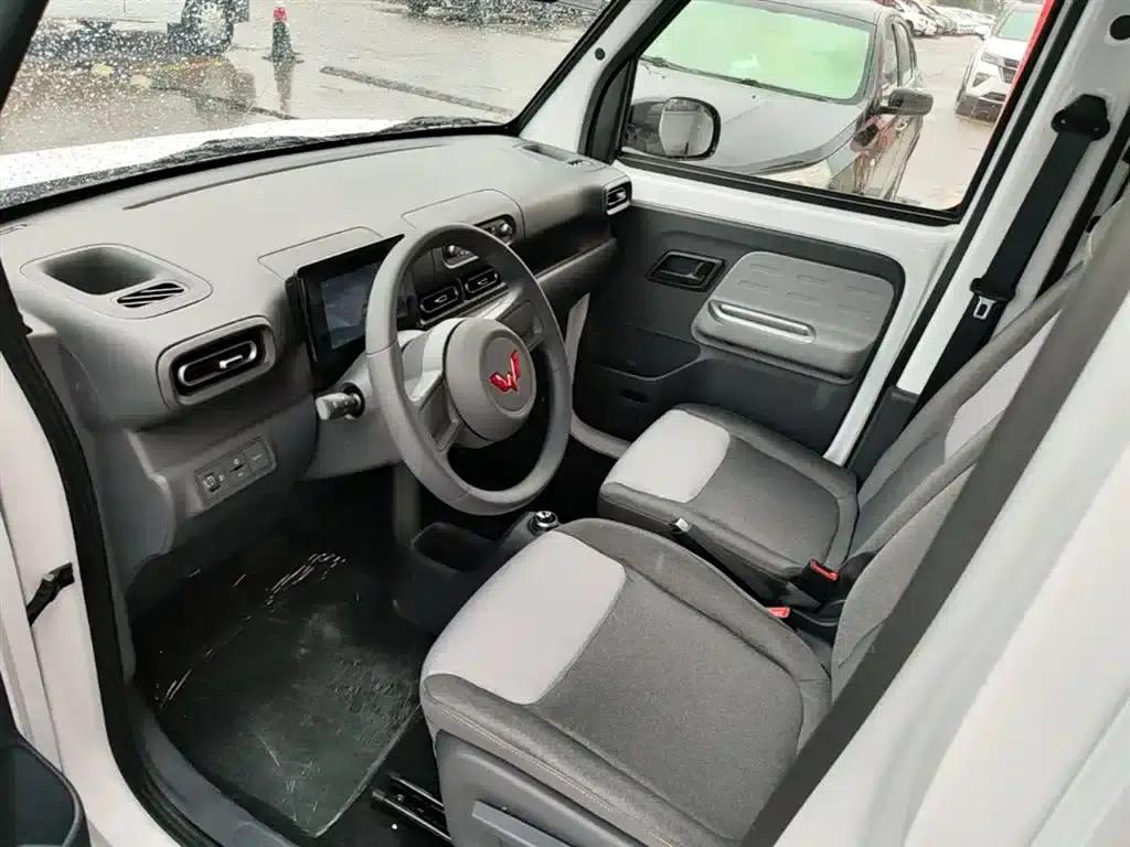 Wuling Sunshine New Energy 2025 Model 305km/h Progressive Edition — миниатюра 16
