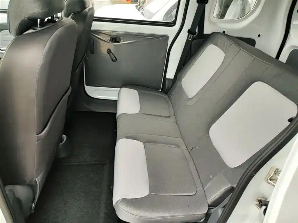 Wuling Sunshine New Energy 2025 Model 305km/h Progressive Edition — миниатюра 17