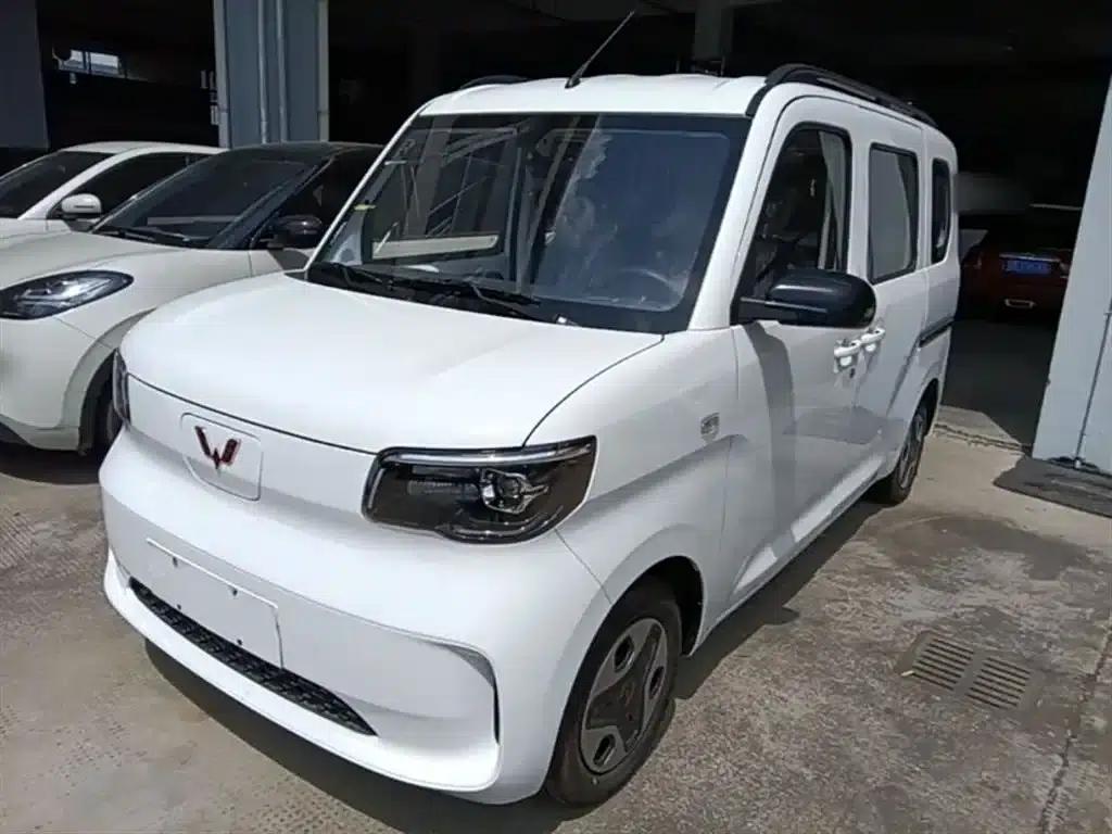 Wuling Sunshine New Energy 2025 Model 305km/h Progressive Edition — миниатюра 2
