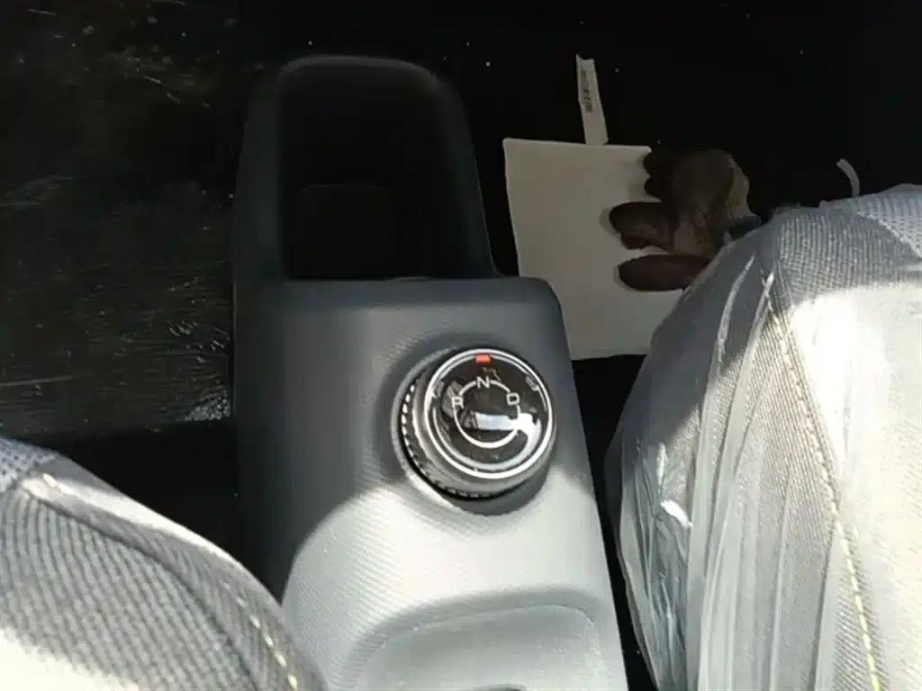 Wuling Sunshine New Energy 2025 Model 305km/h Progressive Edition — миниатюра 14