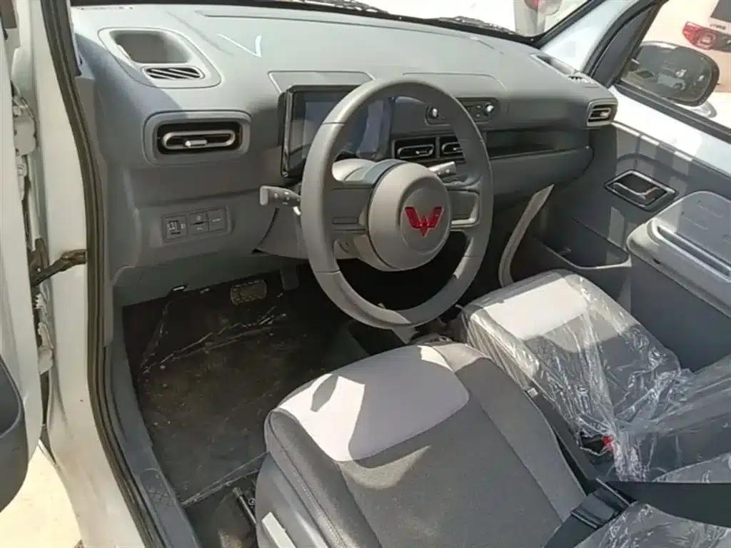 Wuling Sunshine New Energy 2025 Model 305km/h Progressive Edition — миниатюра 10