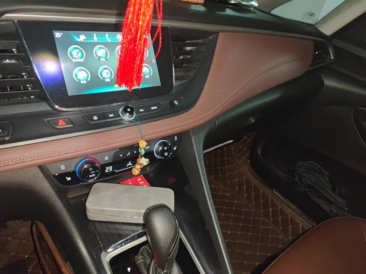 Buick GL6 2018 18T 6-Seater Prestige Model — миниатюра 14