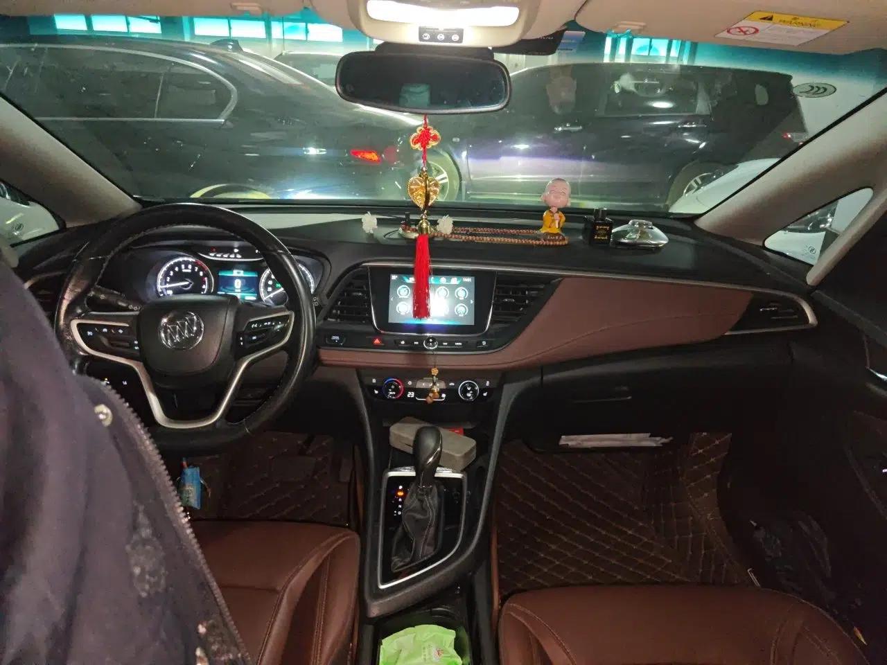 Buick GL6 2018 18T 6-Seater Prestige Model — миниатюра 10