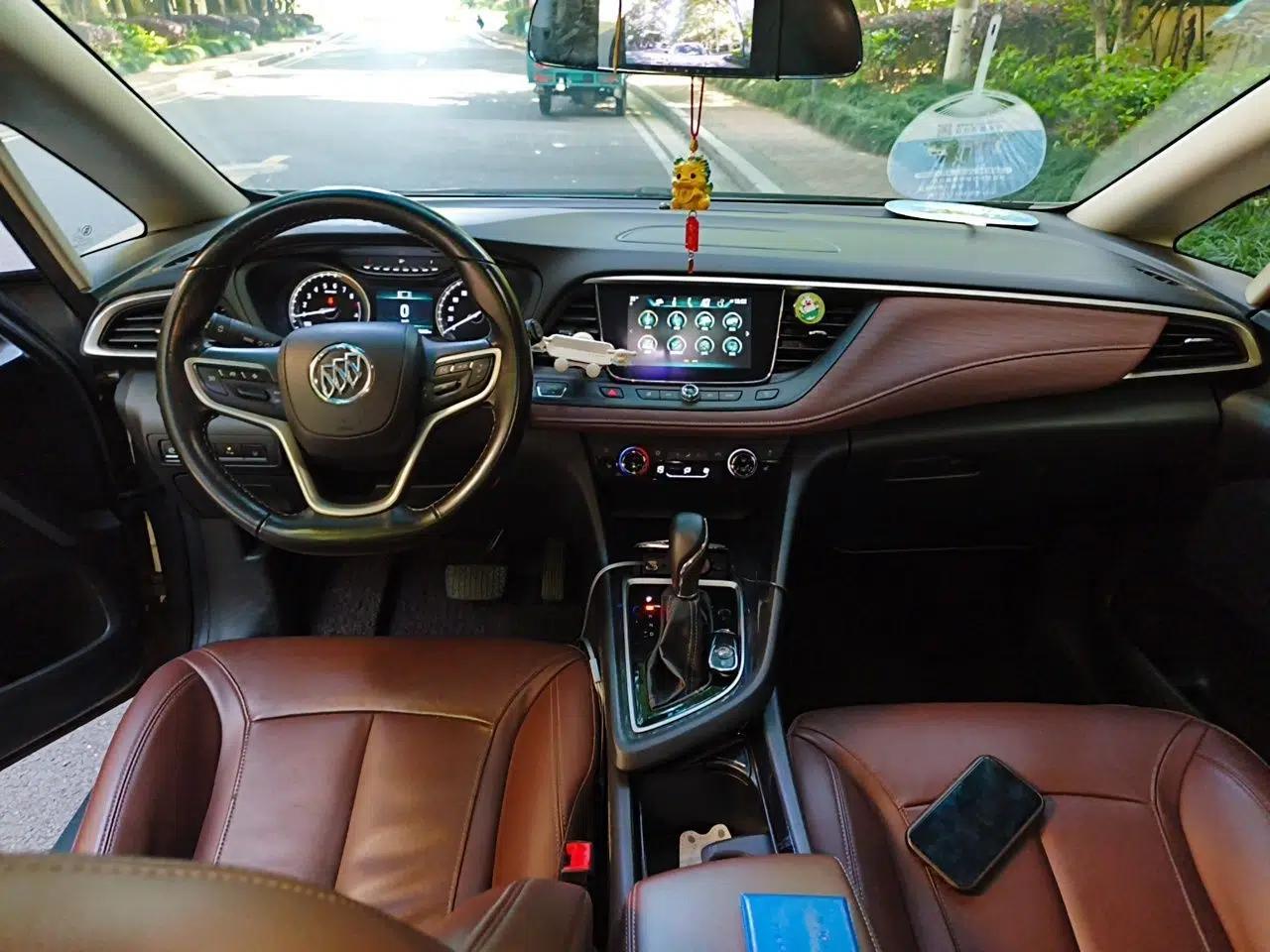 Buick GL6 2018 18T 6-Seater Prestige Model — миниатюра 10