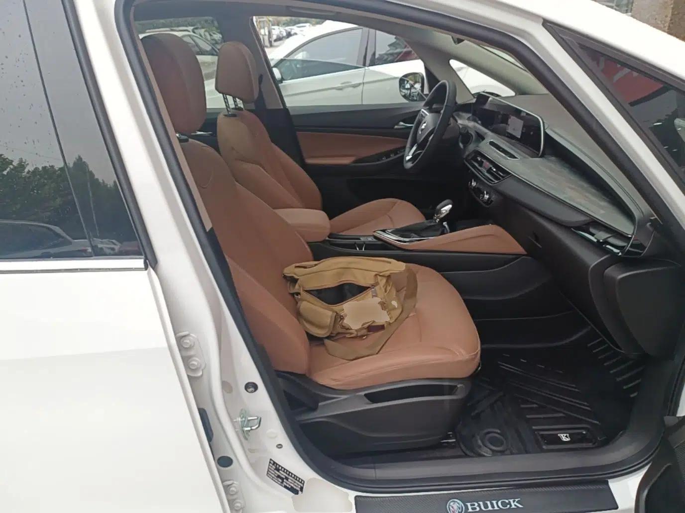 Buick GL6 2021 323T Mild Hybrid Connect Luxury Model — миниатюра 23