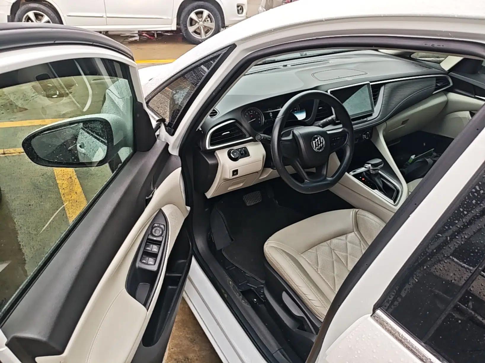 Buick GL6 2018 18T 6-Seater Elite Model — миниатюра 19