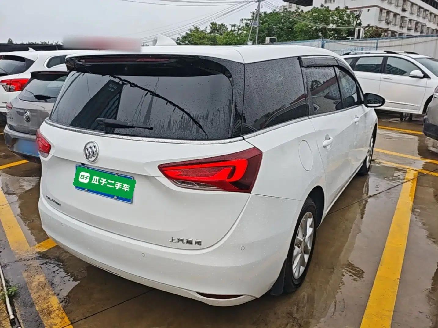 Buick GL6 2018 18T 6-Seater Elite Model — миниатюра 6
