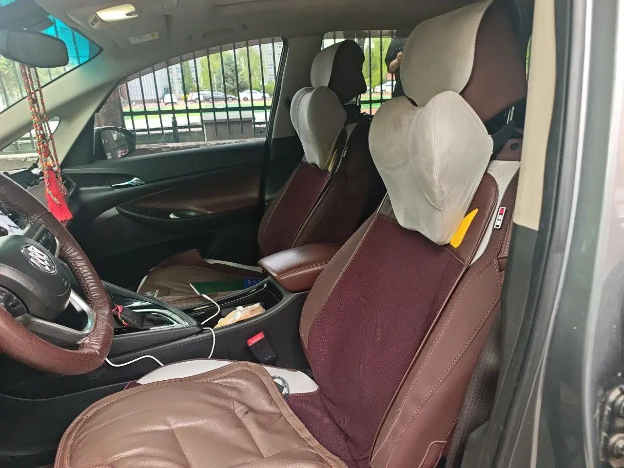 Buick GL6 2018 18T 6-Seater Luxury Model — миниатюра 16