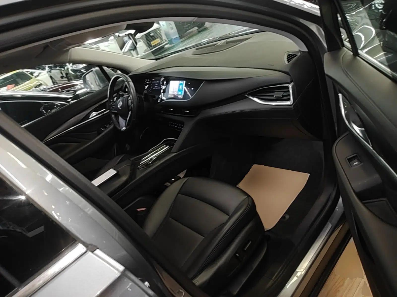 Buick Enclave 2020 28T Two-Wheel Drive Luxury Version — миниатюра 26