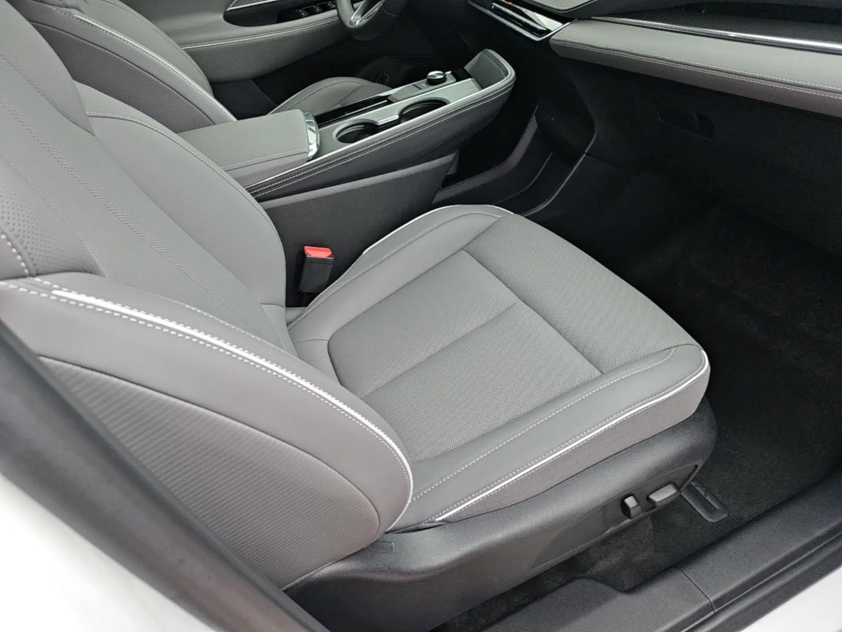 Buick E5 2025 Model 620KM Prestige Edition — миниатюра 26