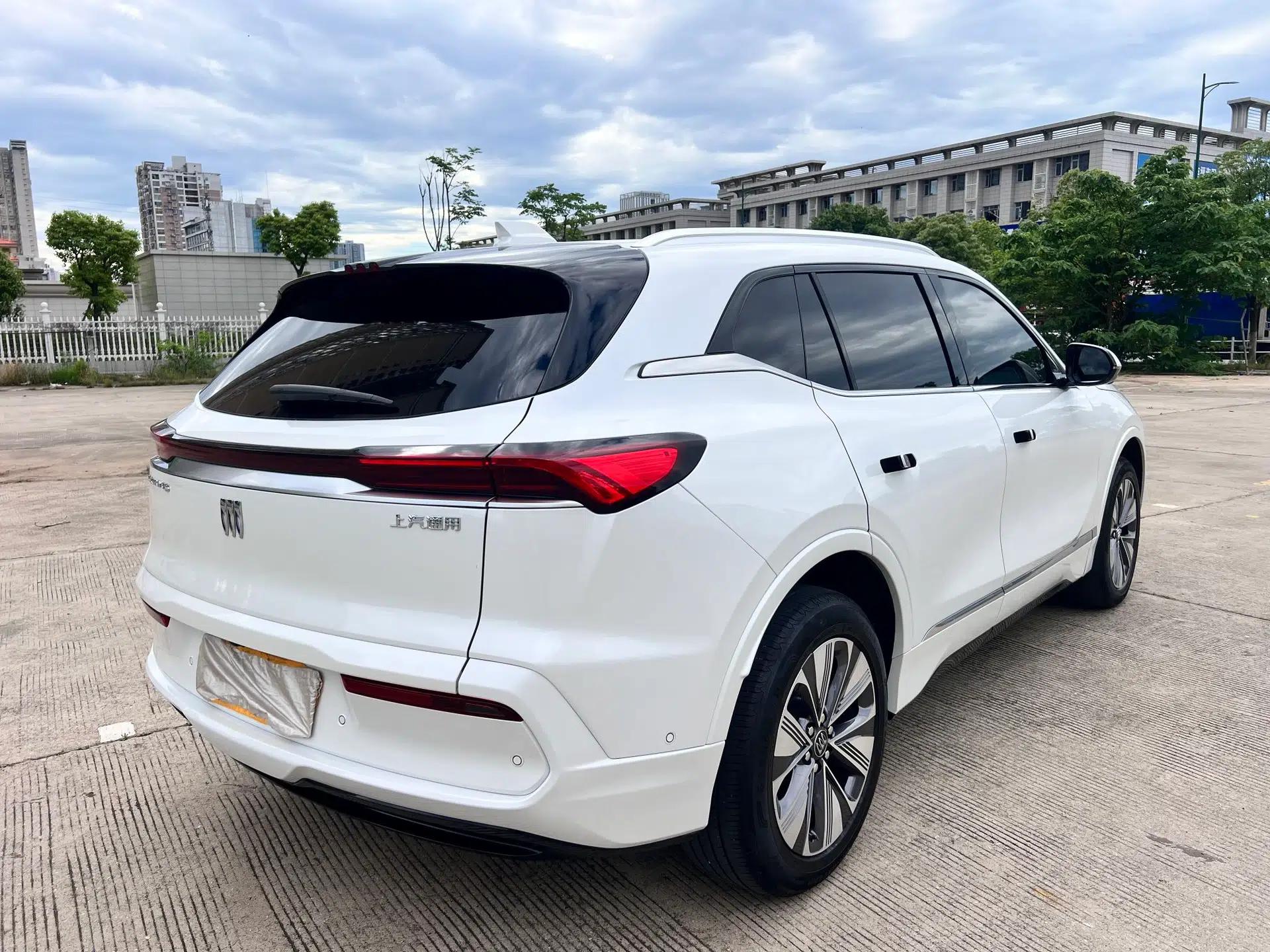 Buick E5 2025 Model 620KM Prestige Edition — миниатюра 9