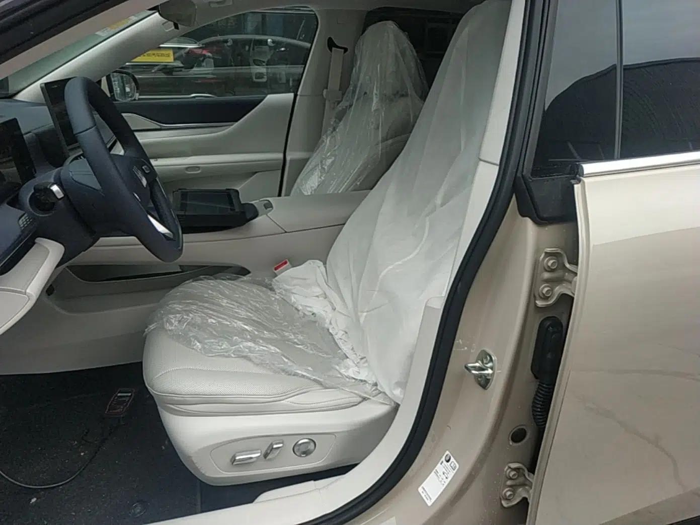 Buick L7 2025 Model Luxury Edition — миниатюра 18
