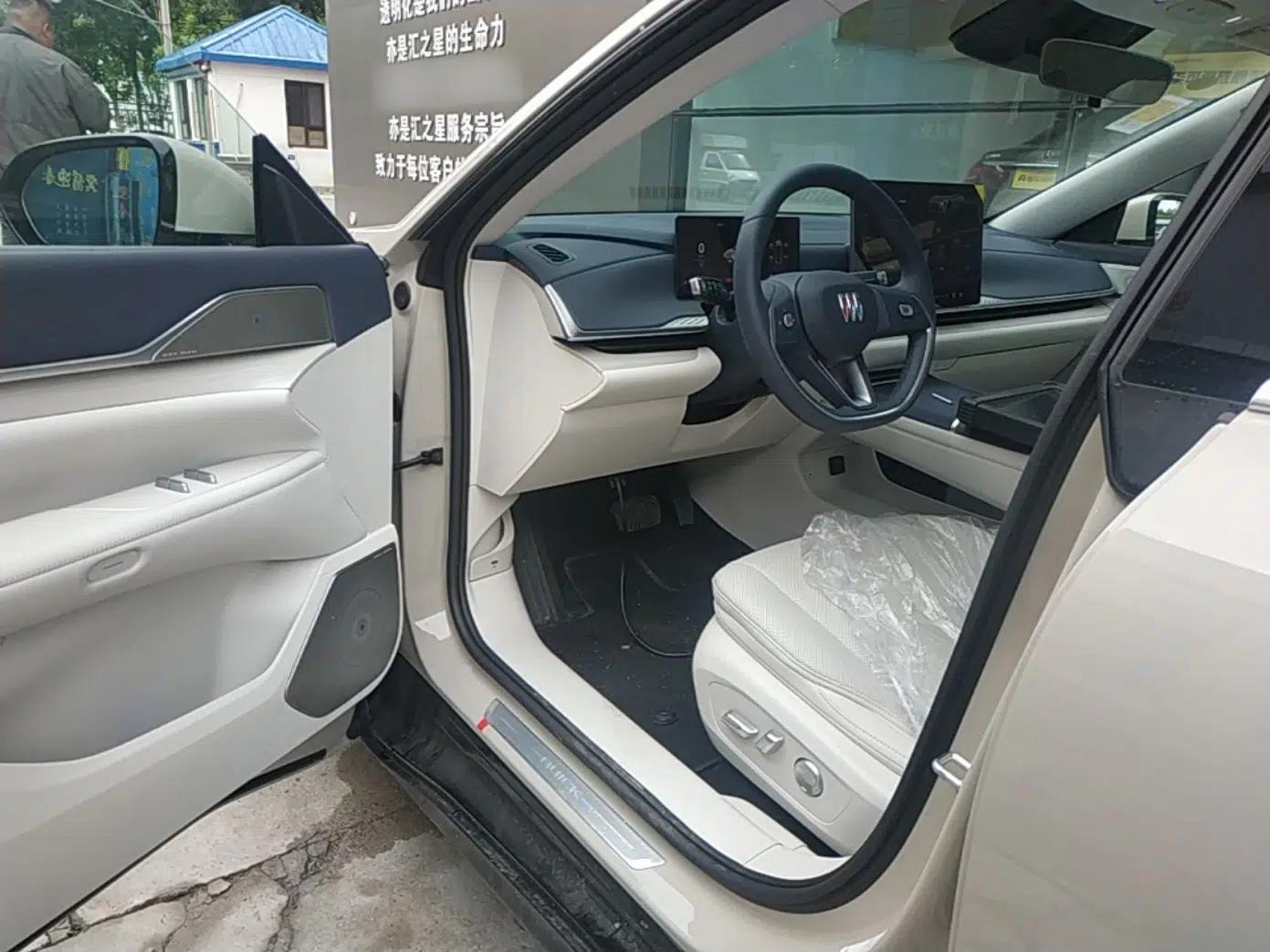 Buick L7 2025 Model Luxury Edition — миниатюра 19