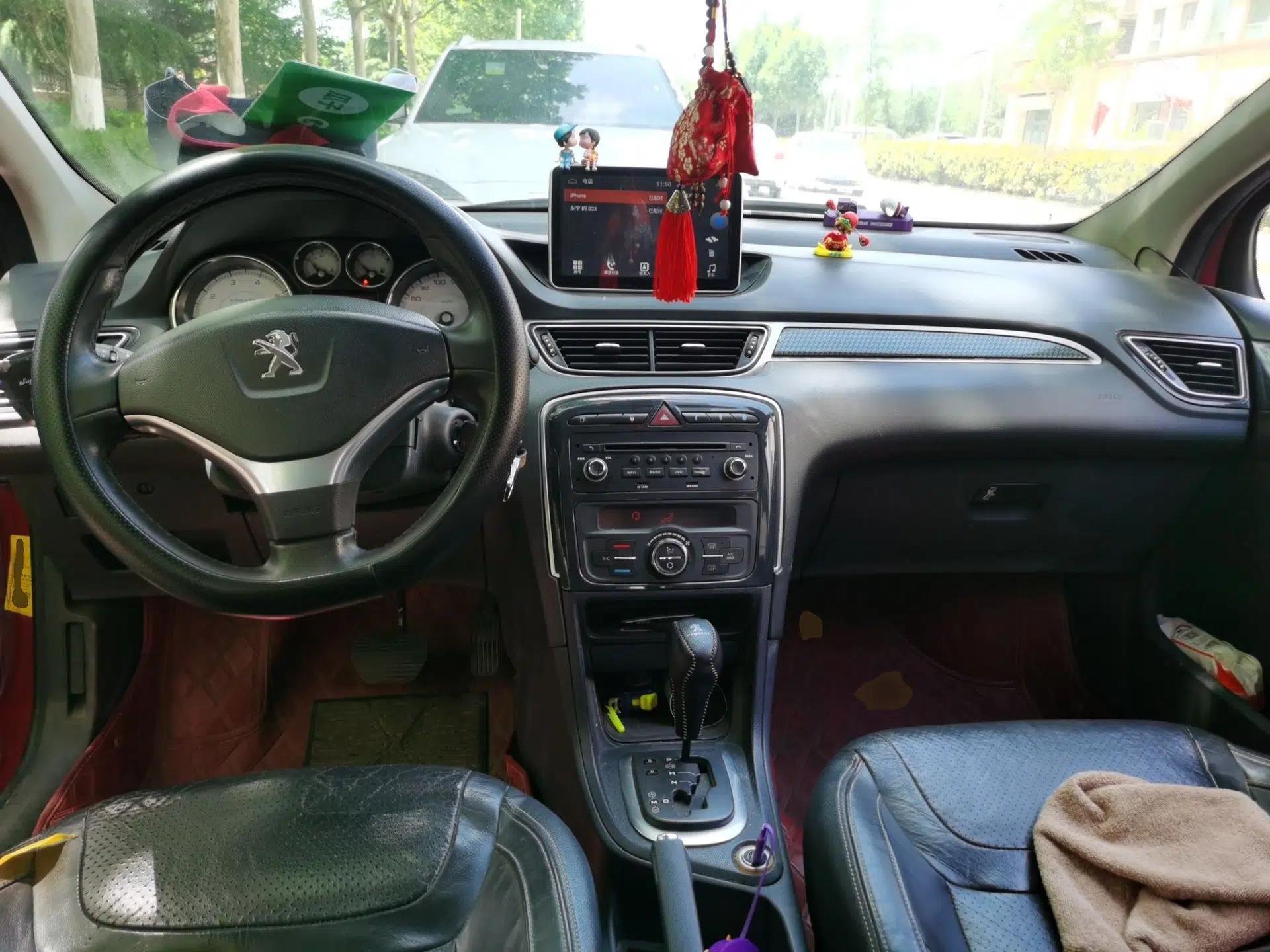 Peugeot 308 2012 2.0L Automatic Luxury Version — миниатюра 10