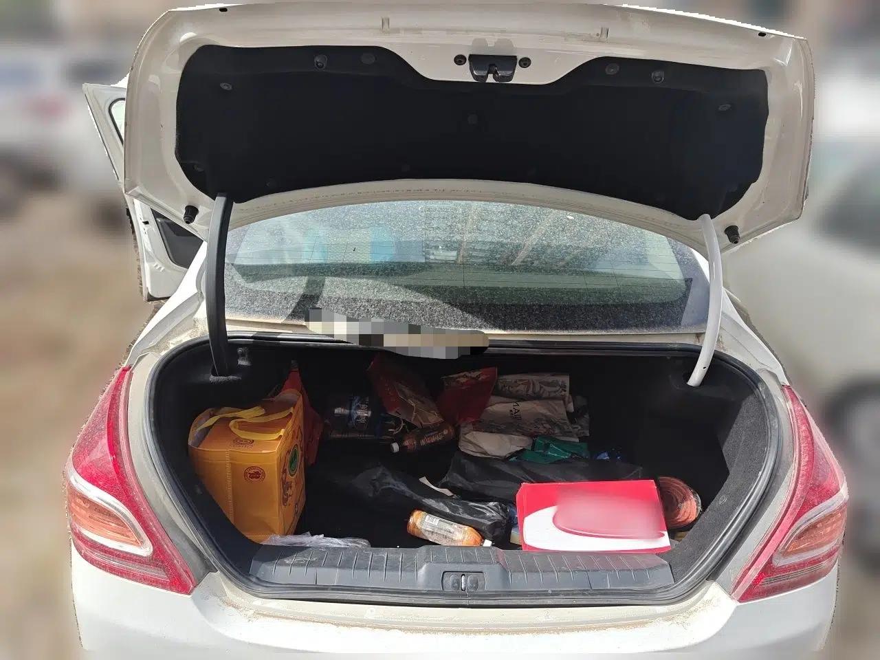 Peugeot 308 2013 1.6L Automatic YouShang Model — миниатюра 20