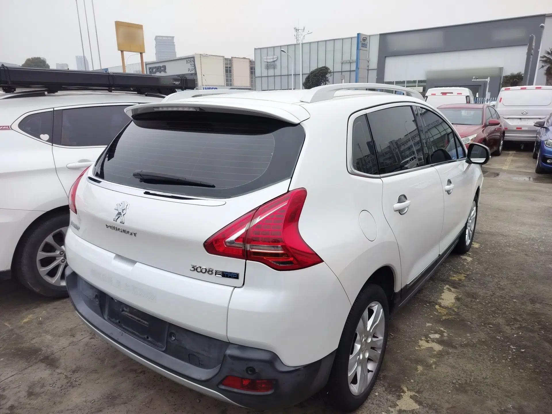 Peugeot 3008 2015 1.6THP Automatic Trend Edition — миниатюра 4