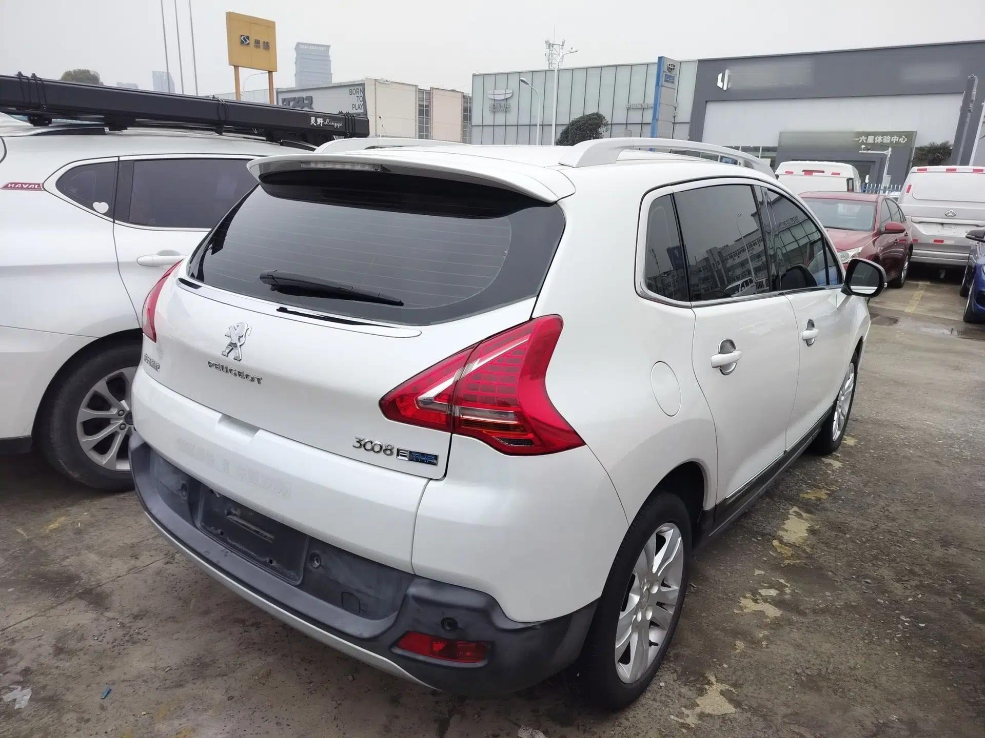 Peugeot 3008 2015 1.6THP Automatic Trend Edition — миниатюра 8