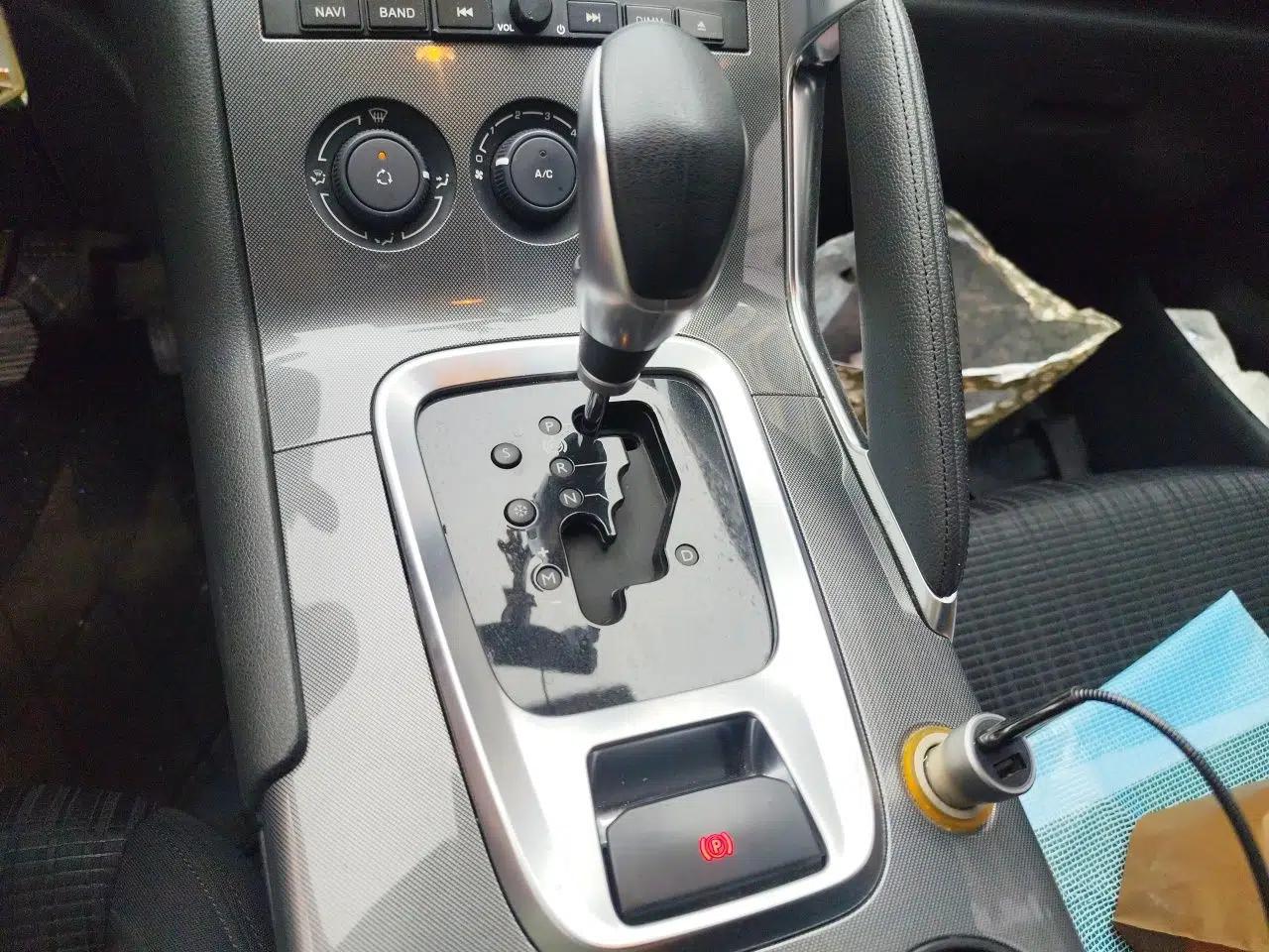 Peugeot 3008 2016 1.6THP Automatic Classic Edition — миниатюра 15