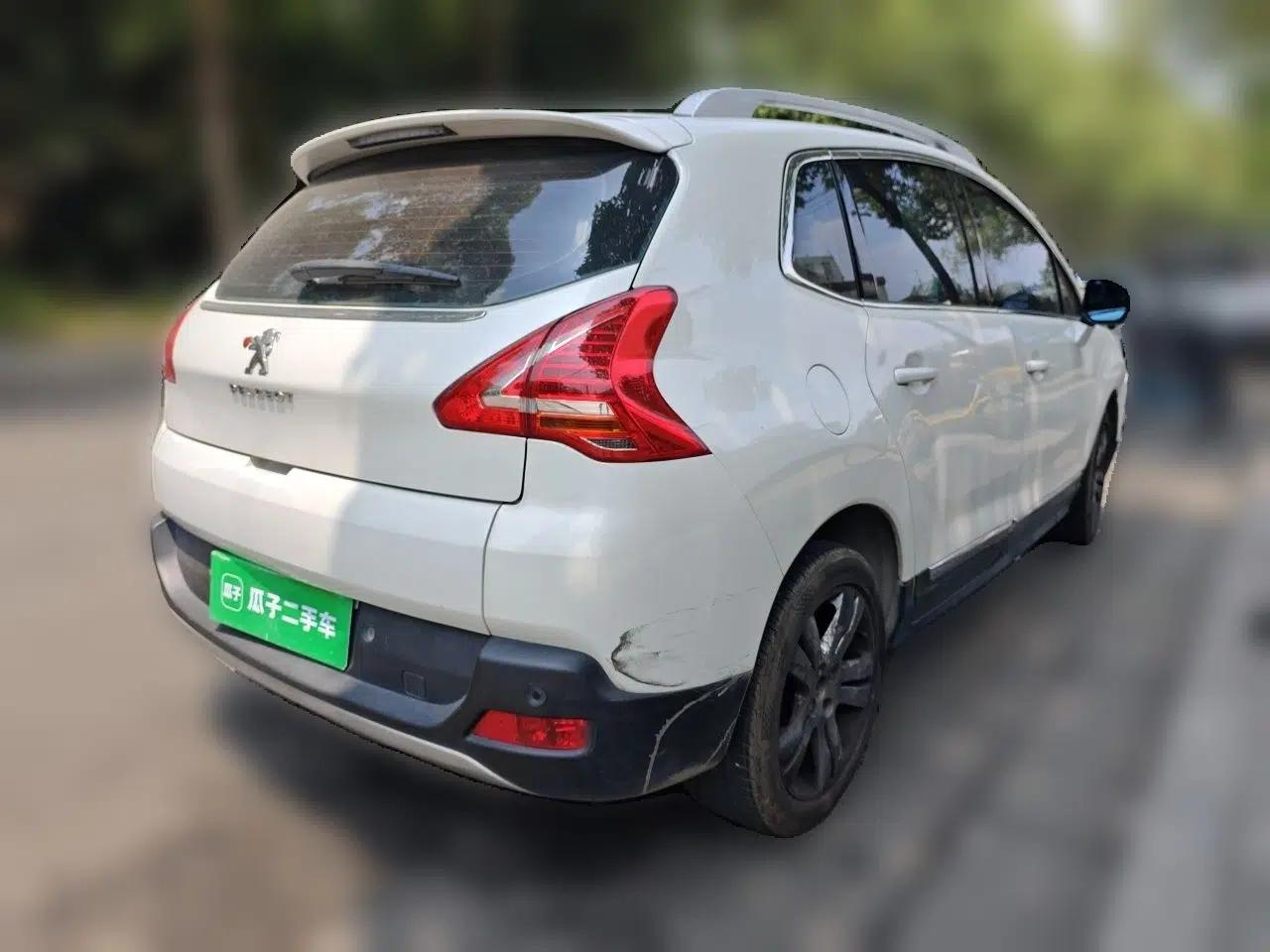 Peugeot 3008 2015 2.0L Automatic Classic Edition — миниатюра 6