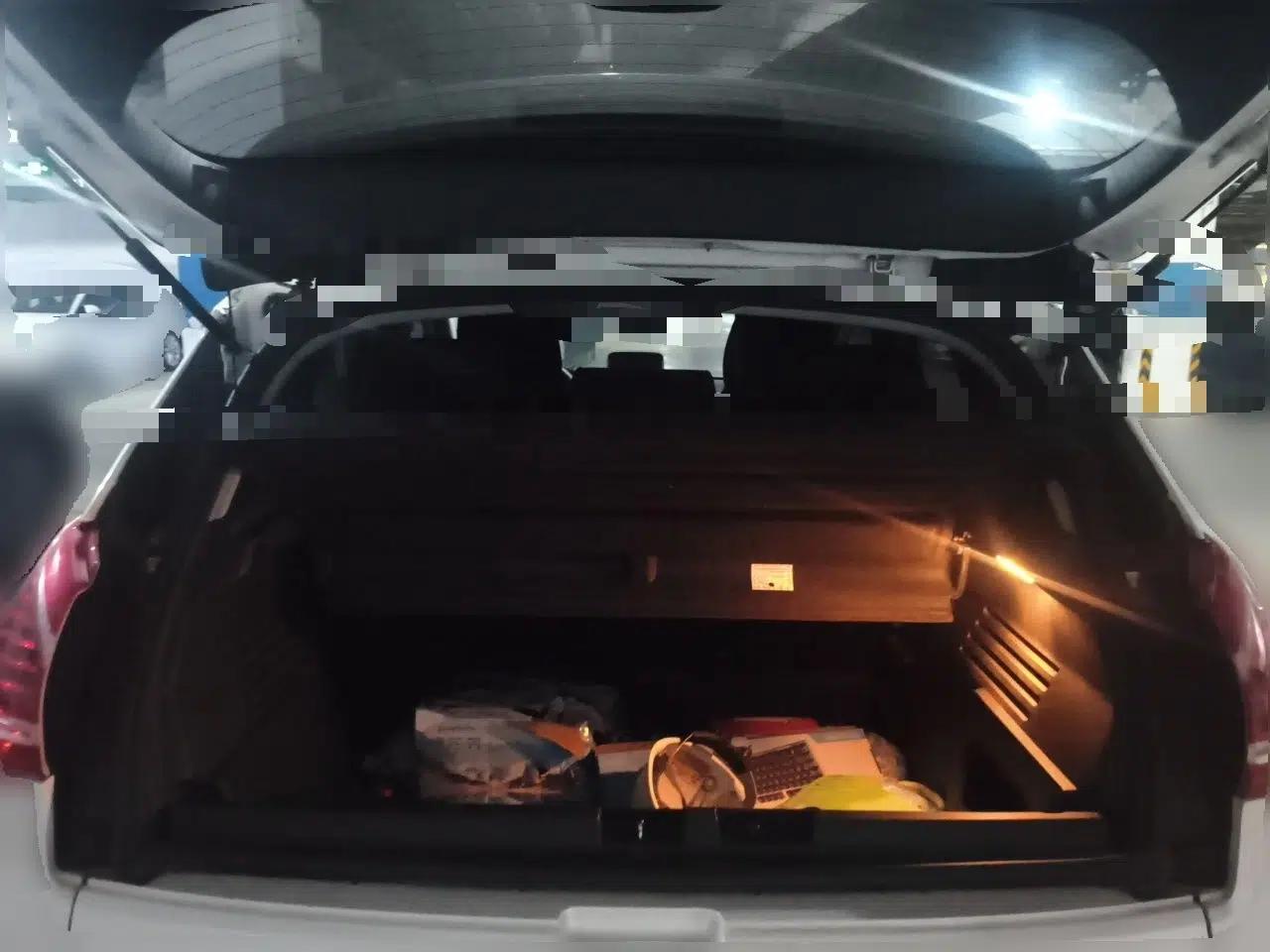Peugeot 3008 2015 1.6THP Automatic Classic Edition — миниатюра 20