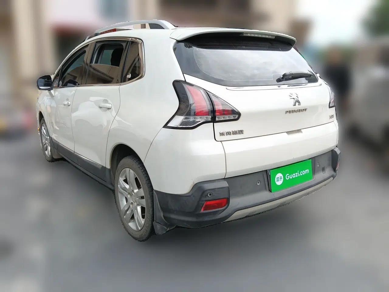 Peugeot 3008 2016 2.0L Automatic Classic Edition — миниатюра 4