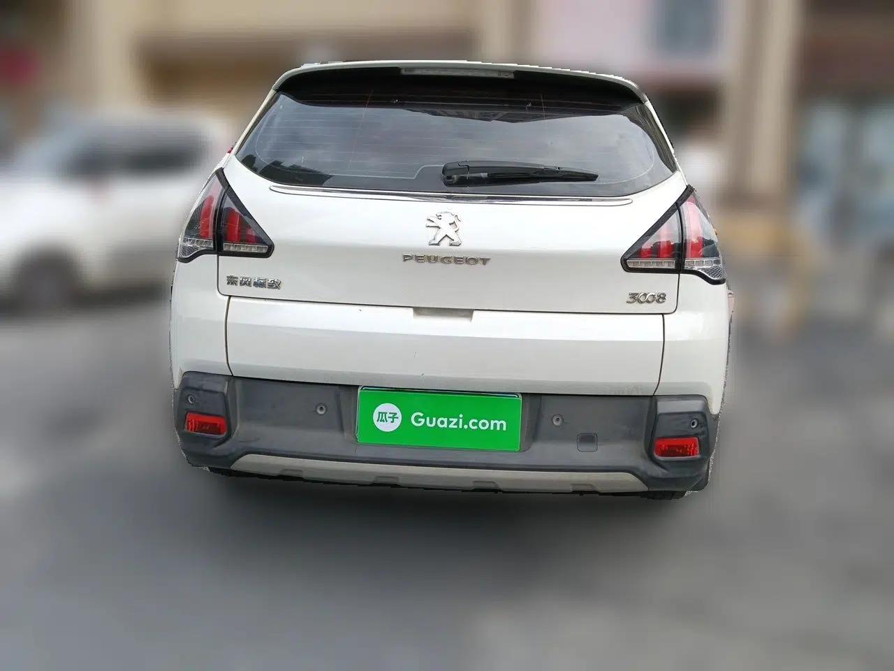 Peugeot 3008 2016 2.0L Automatic Classic Edition — миниатюра 5