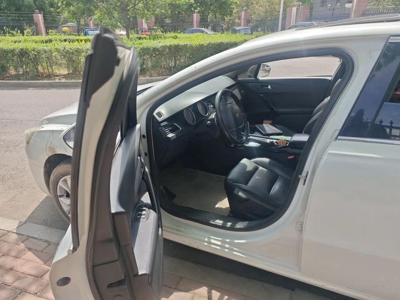 Peugeot 508 2012 2.0L Automatic Luxury Edition — миниатюра 17