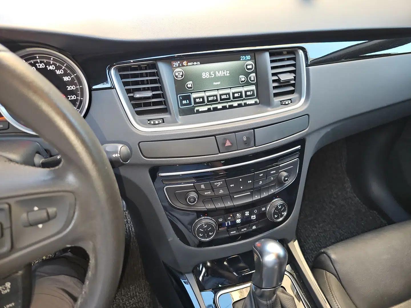 Peugeot 508 2015 1.6THP Automatic Prestige Edition — миниатюра 14