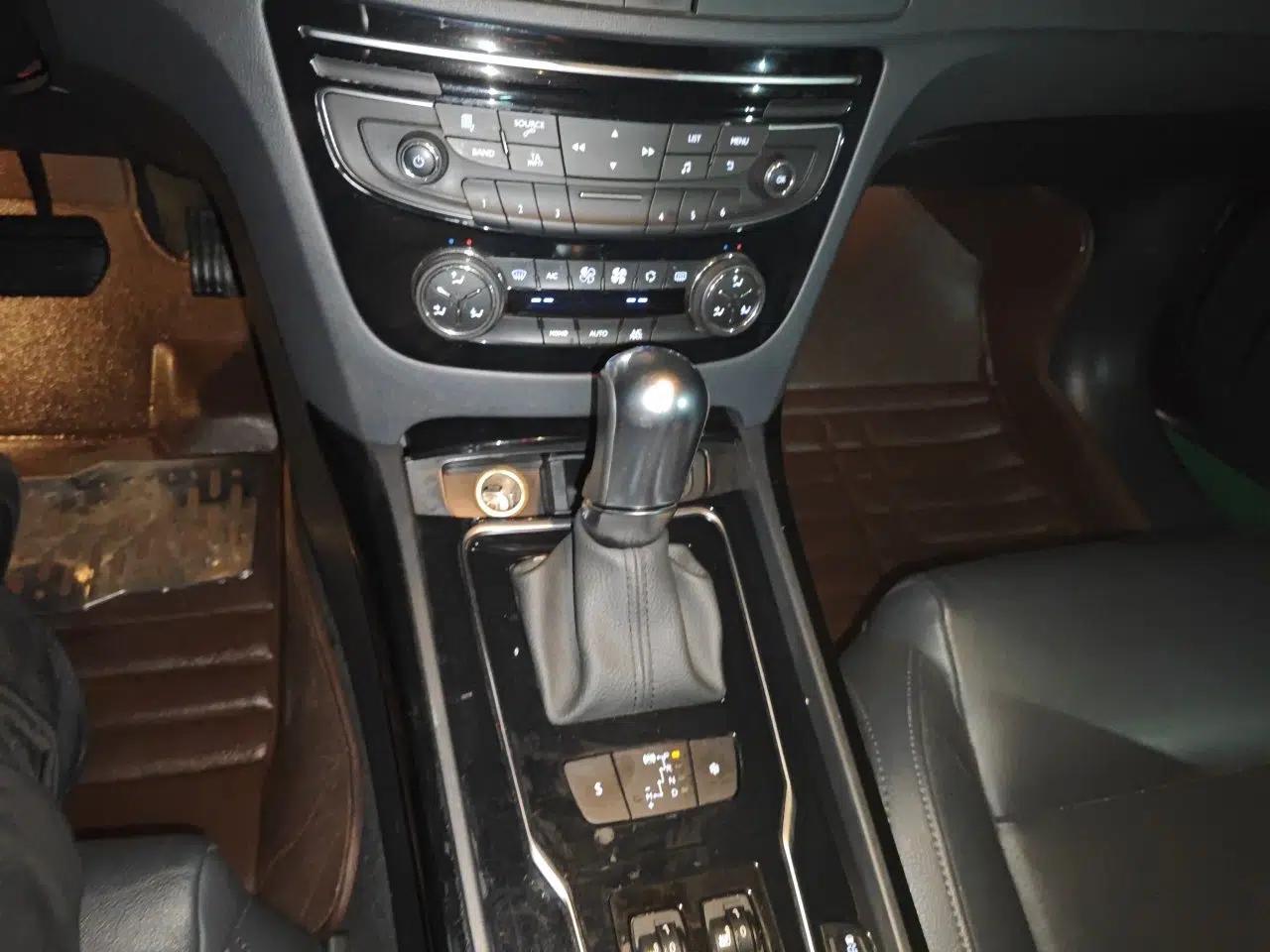 Peugeot 508 2015 1.6THP Automatic Prestige Edition — миниатюра 15