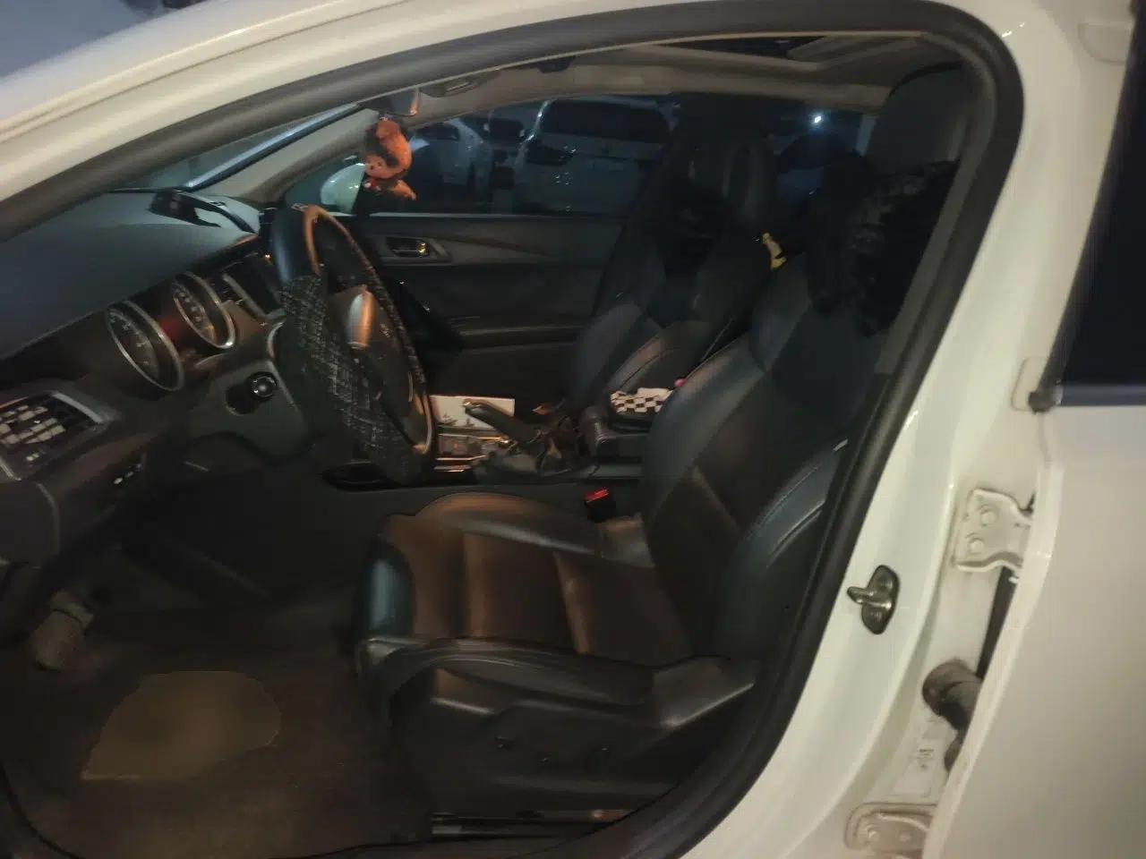 Peugeot 508 2012 2.0L Automatic Luxury Edition — миниатюра 16
