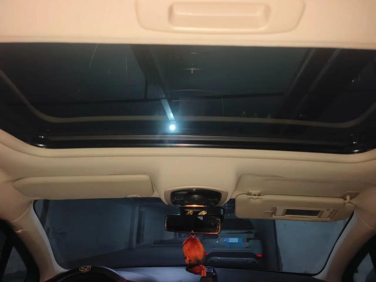 Peugeot 508 2012 2.0L Automatic Luxury Edition — миниатюра 19