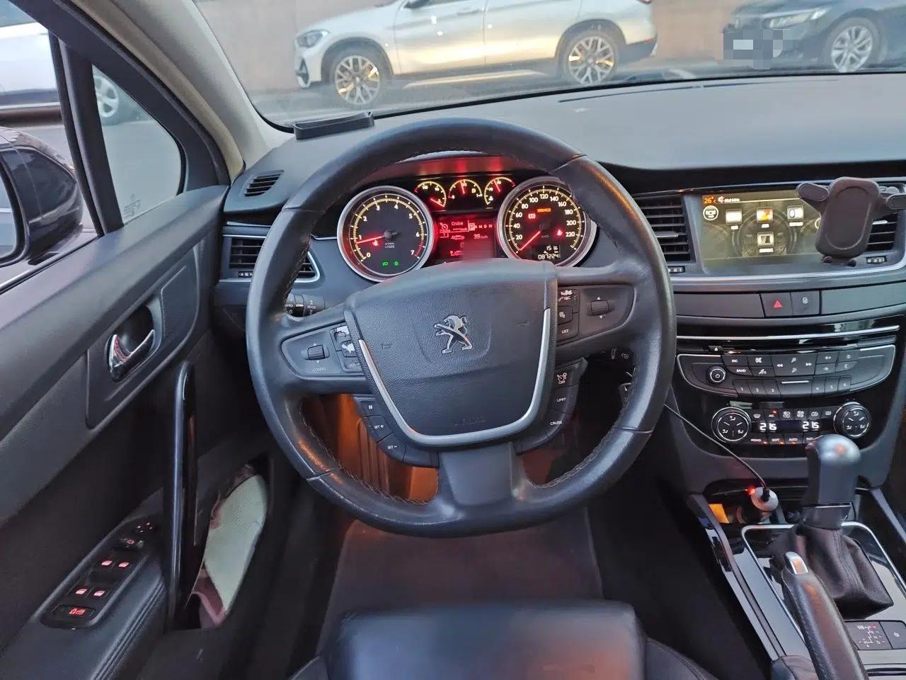 Peugeot 508 2013 2.0L 2nd Anniversary Edition Automatic Smart Enjoyment Version — миниатюра 11