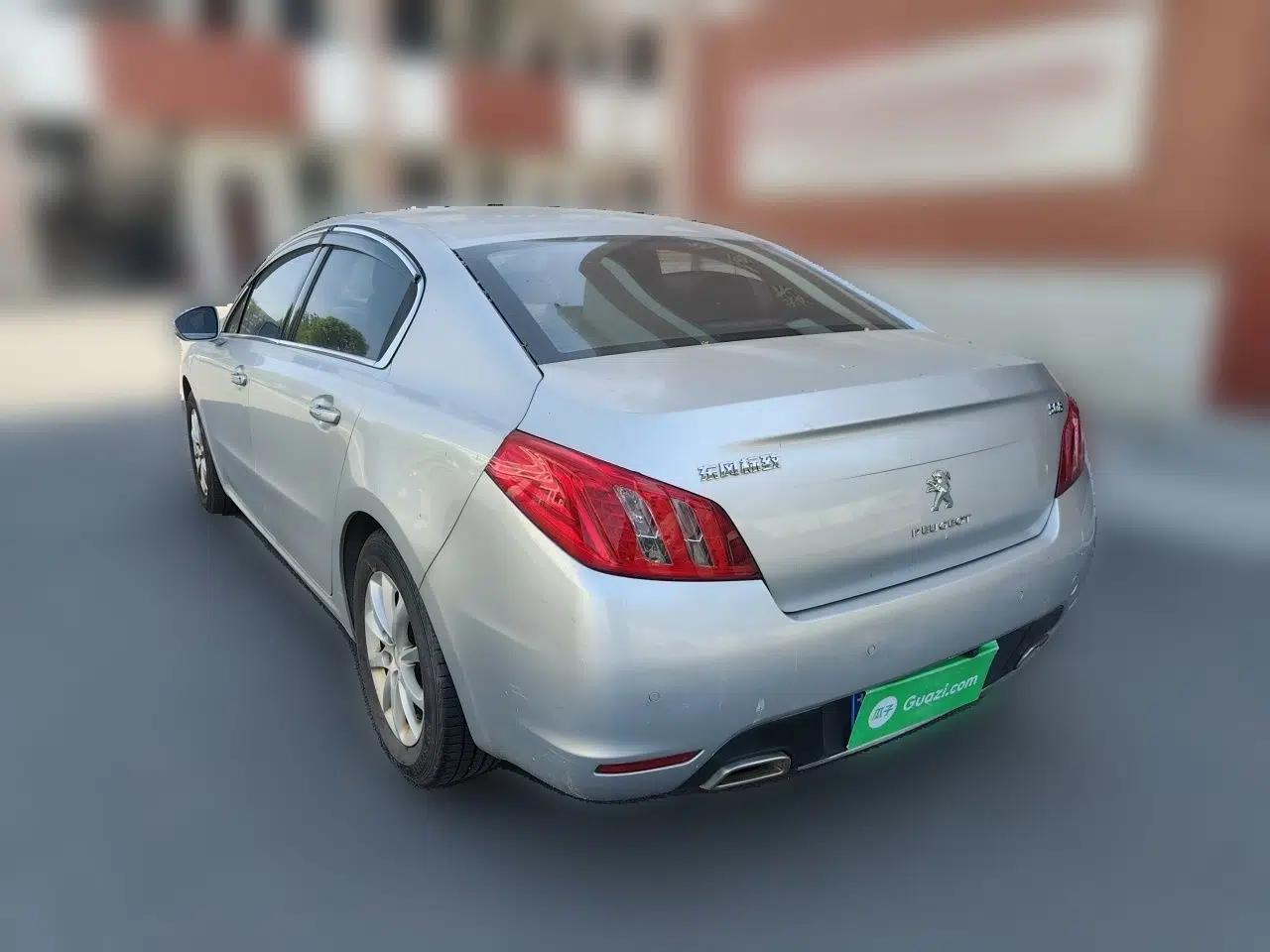 Peugeot 508 2011 2.3L Automatic Classic Edition — миниатюра 4