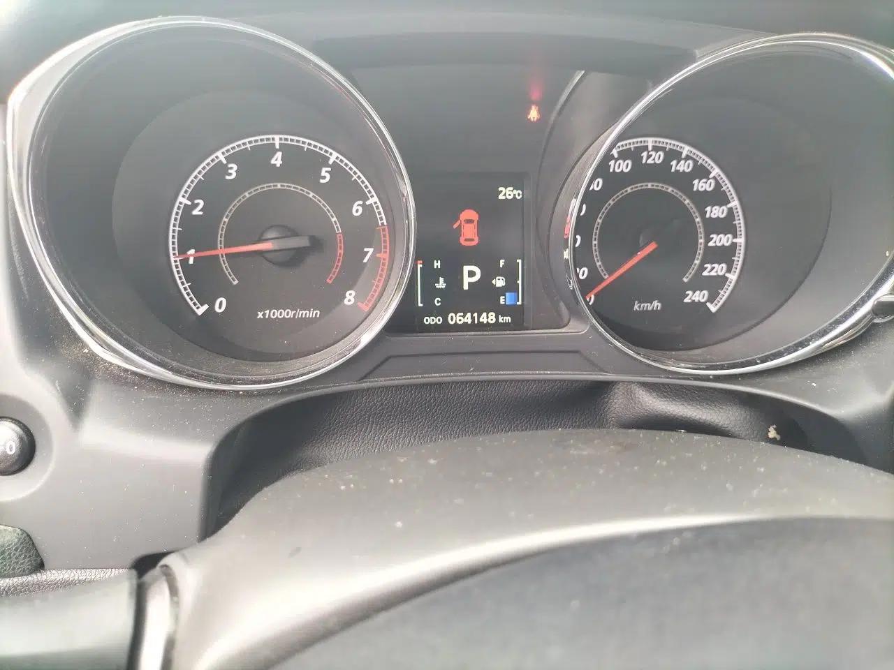Peugeot 4008 2013 2.0L Two-Wheel Drive Entry-Level Trim — миниатюра 13